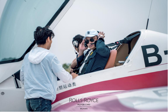 凌空而驭 万境从容-新闻稿321