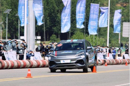 比亚迪海豚、元PLUS斩获第九届环青海湖（国际）电动汽车挑战赛多项大奖！581