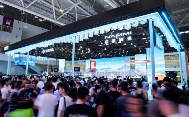 加快向新跃迁 东风汽车发展稳健上扬290