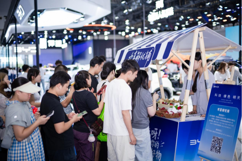 入门即满配,比亚迪2026款海豹07DM-i武汉上市,14.98万元起500