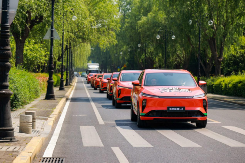 【地域情怀新闻稿】 一碗面，一场球，东风风神与湖北球迷双向奔赴561