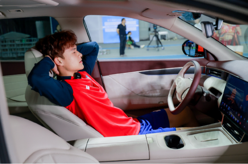 【地域情怀新闻稿】 一碗面，一场球，东风风神与湖北球迷双向奔赴1167