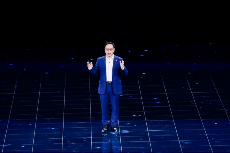 【新闻简讯】奕境X9华为乾崑技术大会全球首秀 将首批搭载华为乾崑ADS 5鸿蒙座舱61004