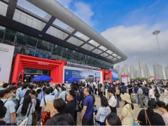 今日开幕!第二十四届华中国际车展启幕 中部车市迈入生态化新征程