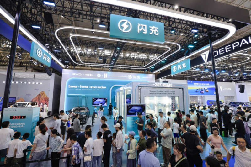 2026华中国际车展圆满闭幕，构建产业与消费双向赋能平台1355