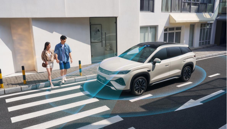 【新闻稿】2026年最值得购买的B级插混SUV 比亚迪宋Ultra DM-i上市12.99万元起658