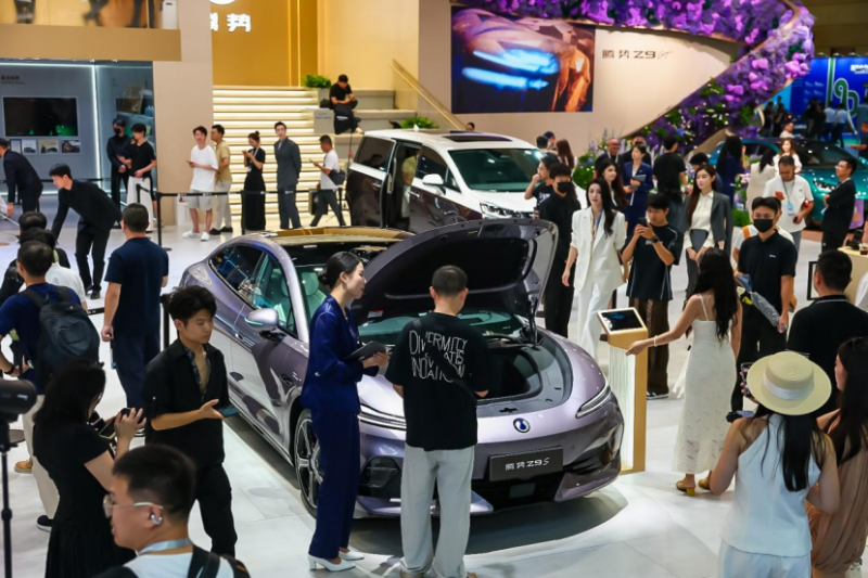 【新闻稿】预售价31.98万-38.98万元,腾势Z9S展车抵达全国166城334家门店docx506